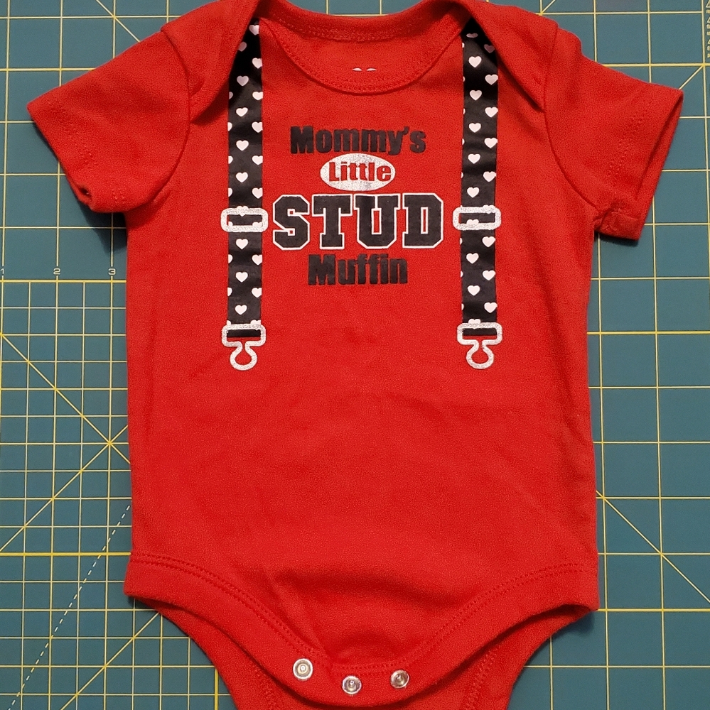 Cute screen-printed bodysuit